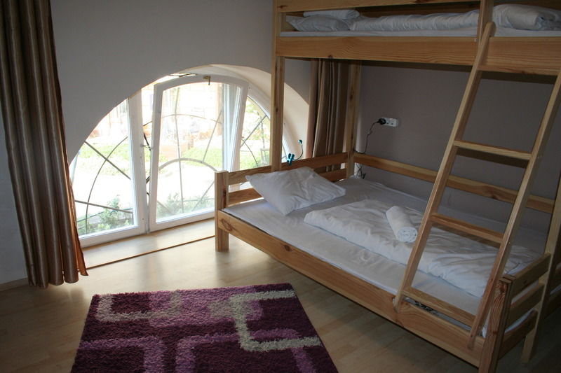 Walking Bed Budapest Hostel Exterior photo